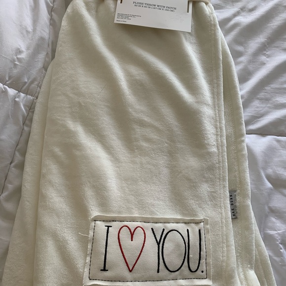 Rae Dunn throw blanket white NWT - Picture 2 of 4